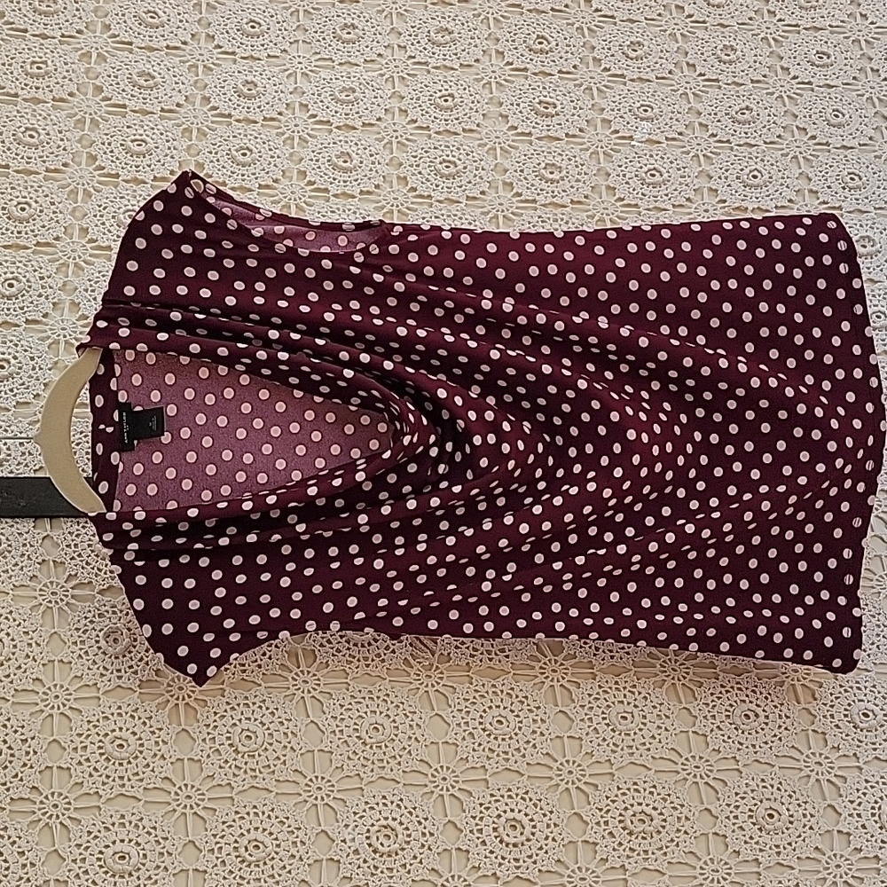 Ann Taylor sleeveless top
